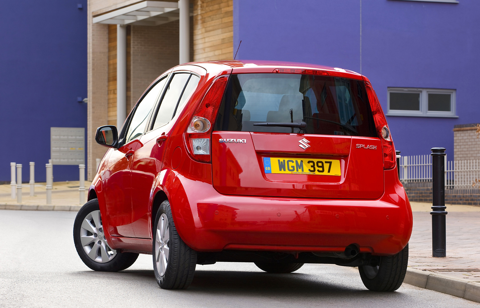 Suzuki Splash Used Car Review Eurekar